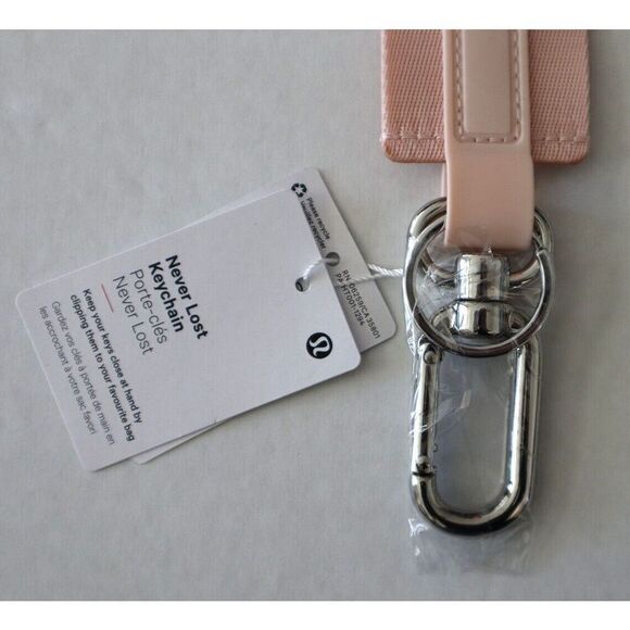 Lululemon LU9BGQS Pink Mist/Silver Never Lost Keychain *Wordmark - Picture 3 of 4